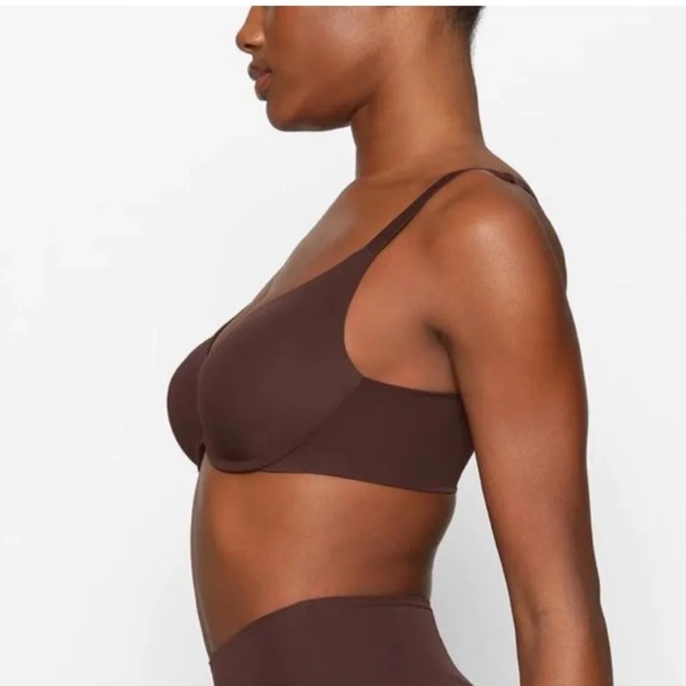 Skims ladies smoothing intimates full coverage bra in cocoa size 32DD (2610) - Picture 2 of 6